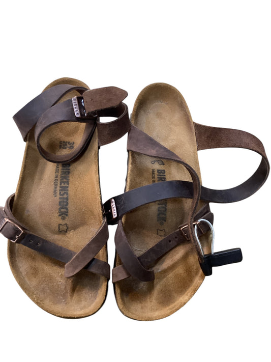 Sandals Flats By Birkenstock In Brown, Size: 9