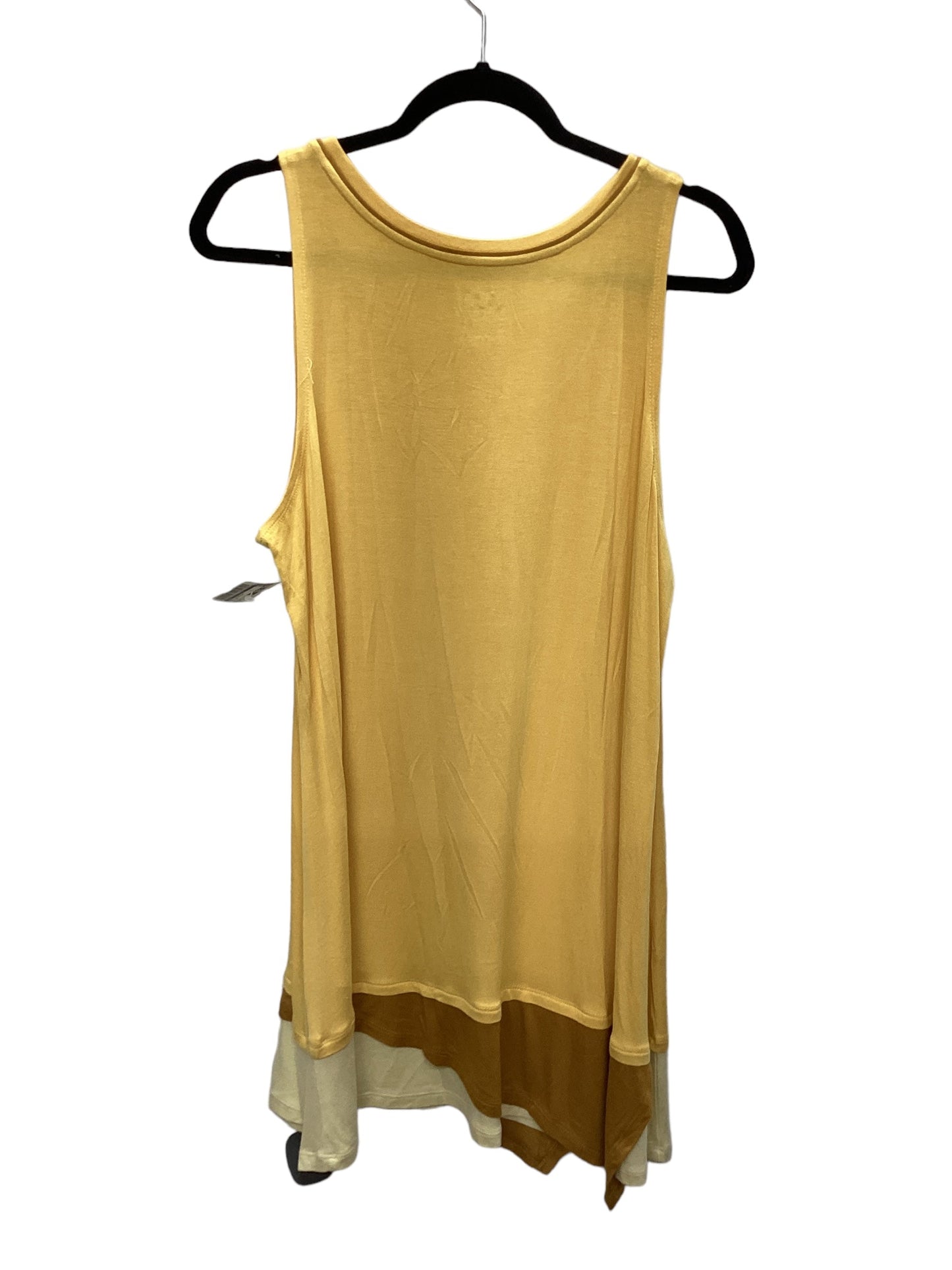 Top Sleeveless By Logo  Size: L