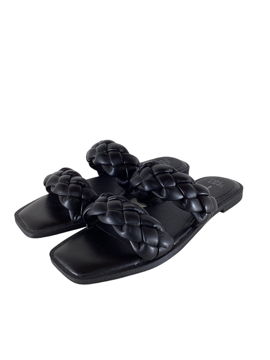 Sandals Flats By Time And Tru In Black, Size: 6.5