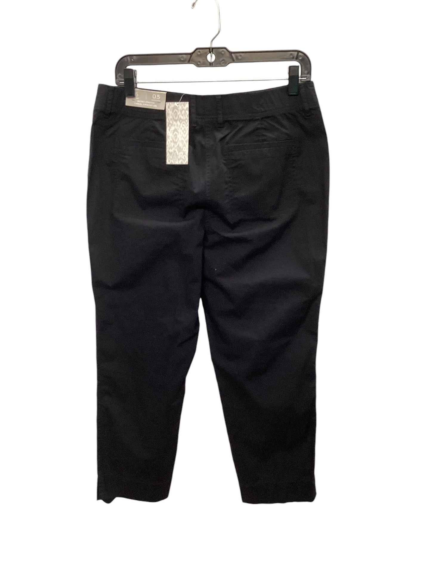 Pants Cropped By Chicos In Black, Size: S