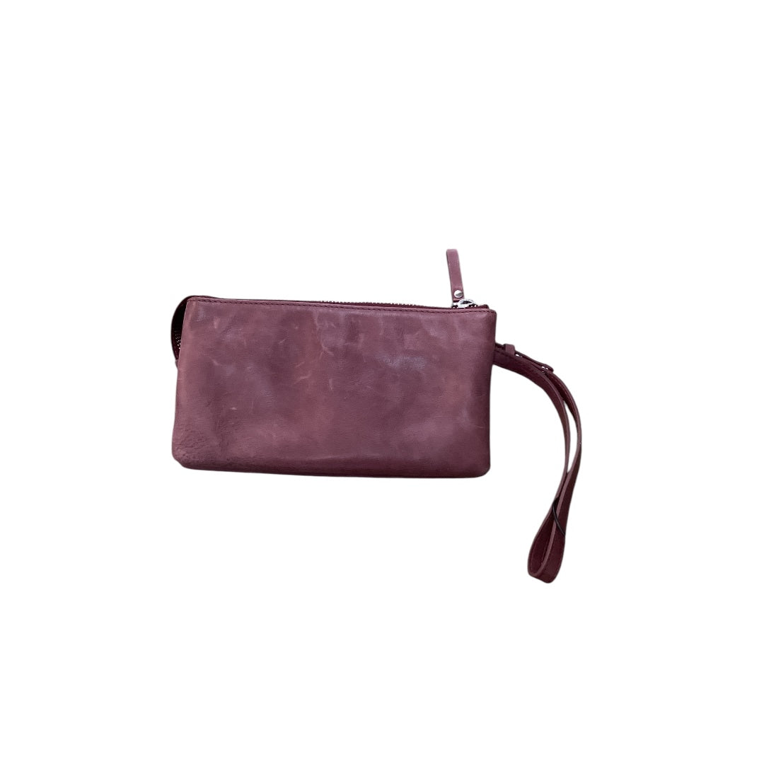 Wristlet Leather By Ecco, Size: Large