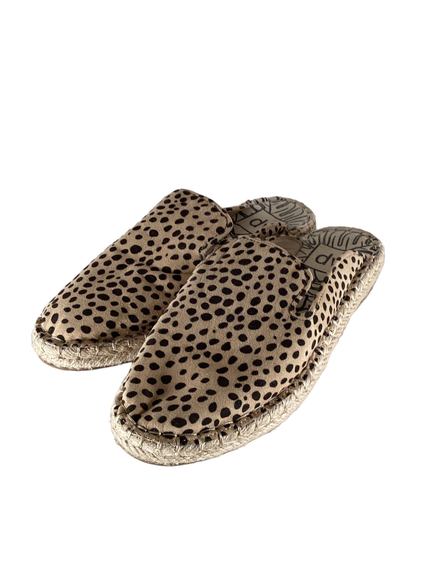 Shoes Flats By Dv In Animal Print, Size: 6