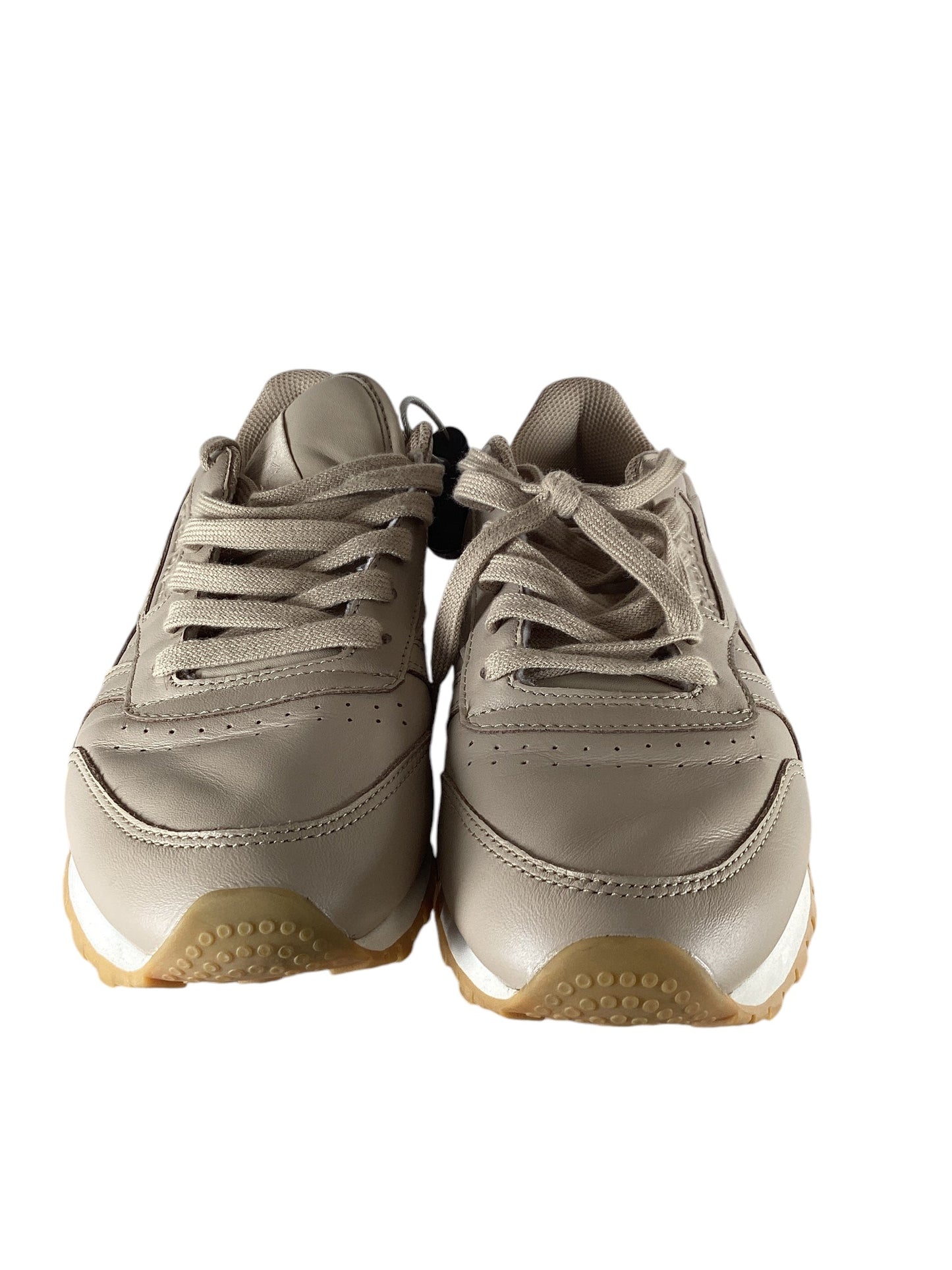 Shoes Sneakers By Reebok In Tan, Size: 8