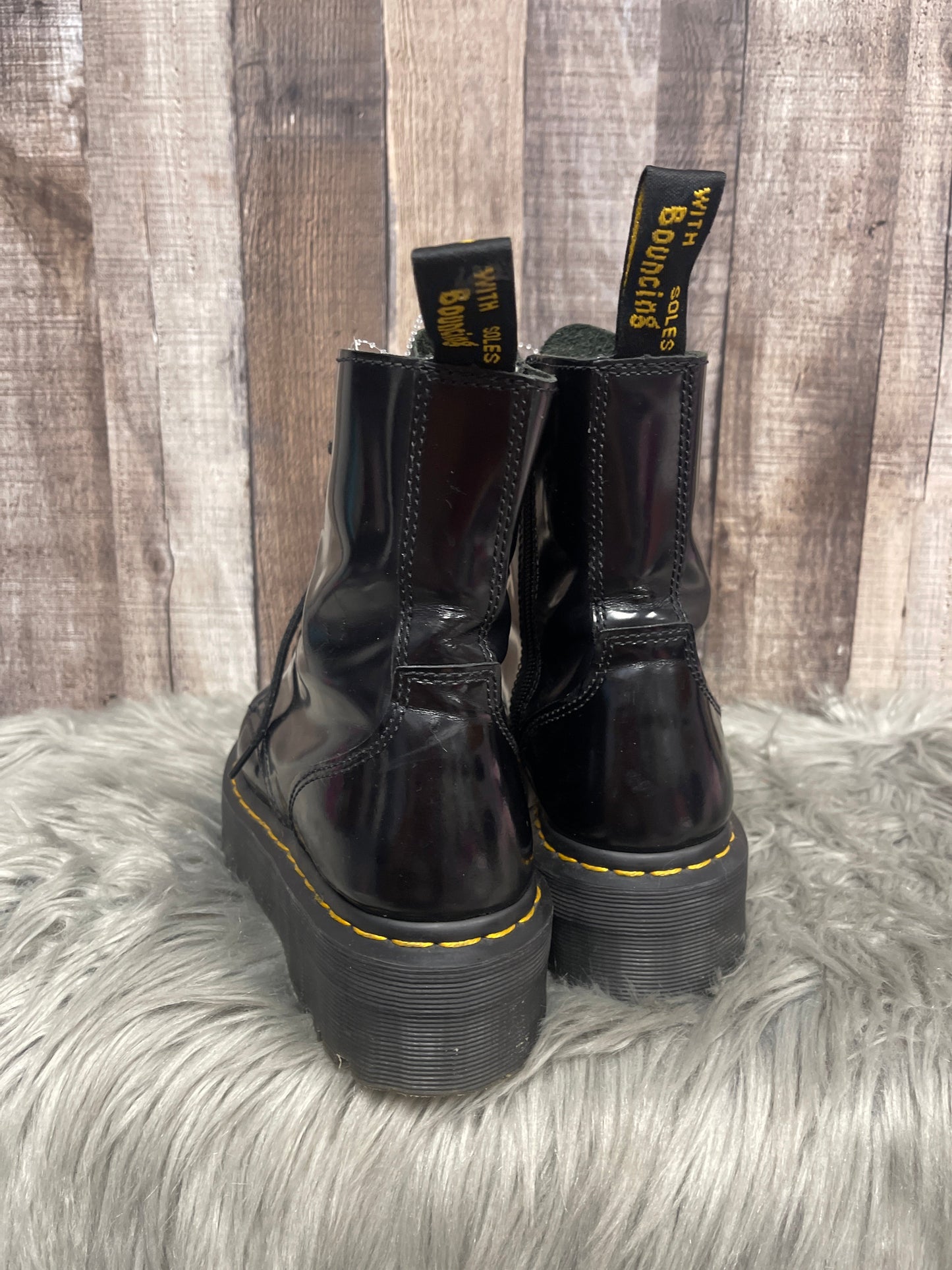 Black Boots Combat Dr Martens, Size 7