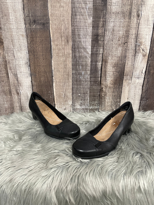 Black Shoes Heels Block Clarks, Size 7.5