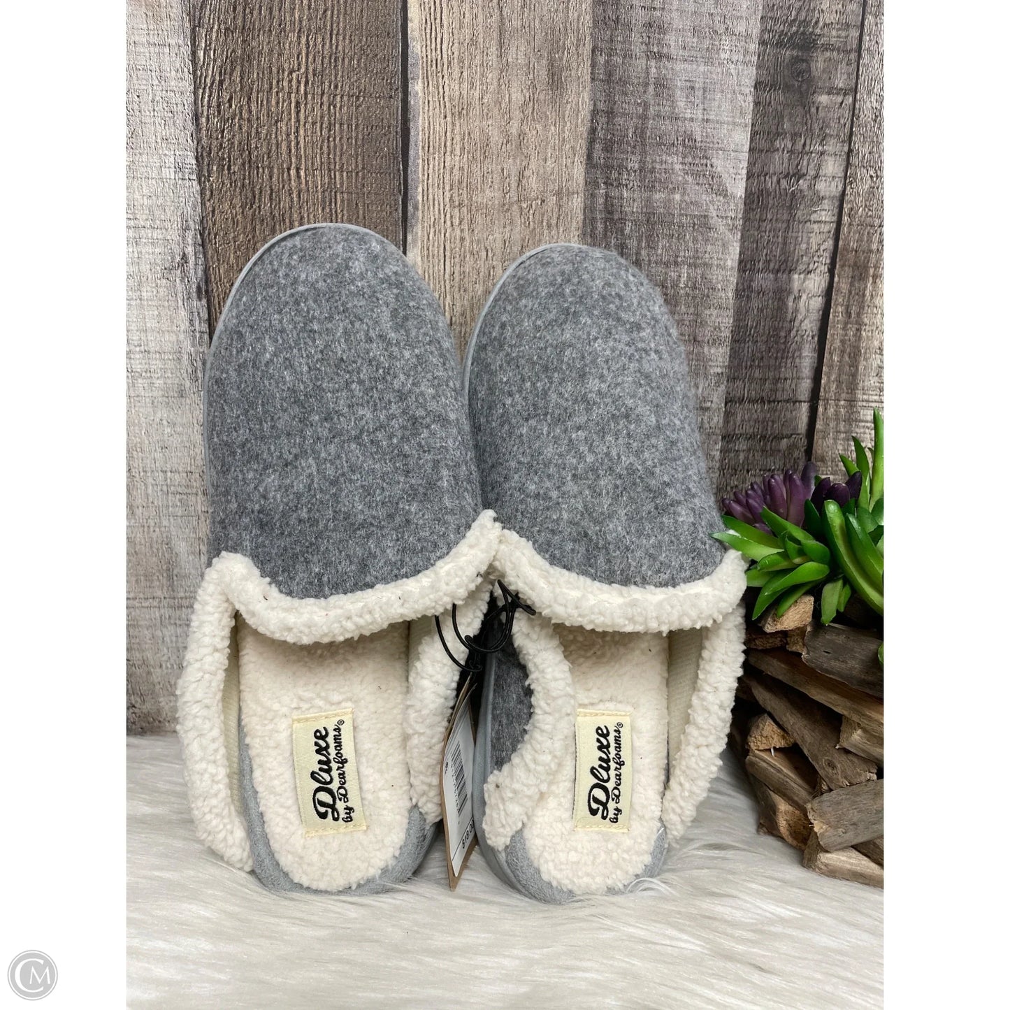 Slippers By Cme In Grey, Size: 7