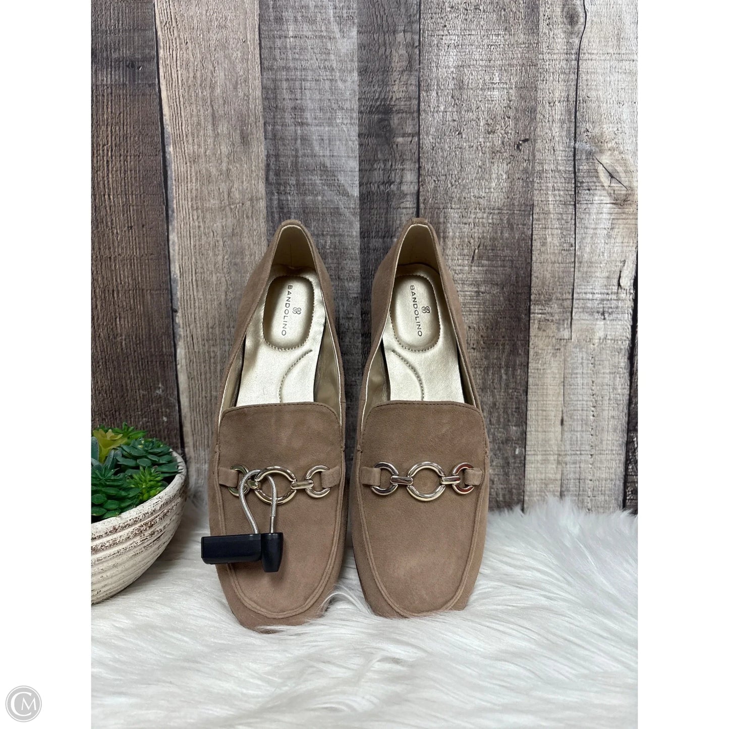 Shoes Flats By Bandolino In Brown, Size: 7.5