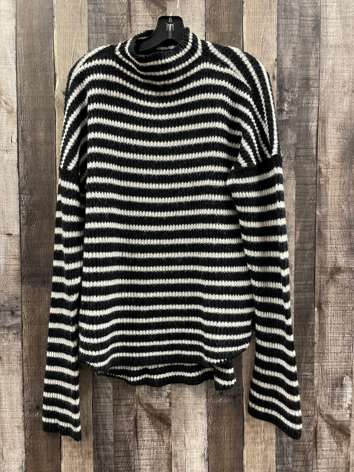 Striped Sweater Express, Size L