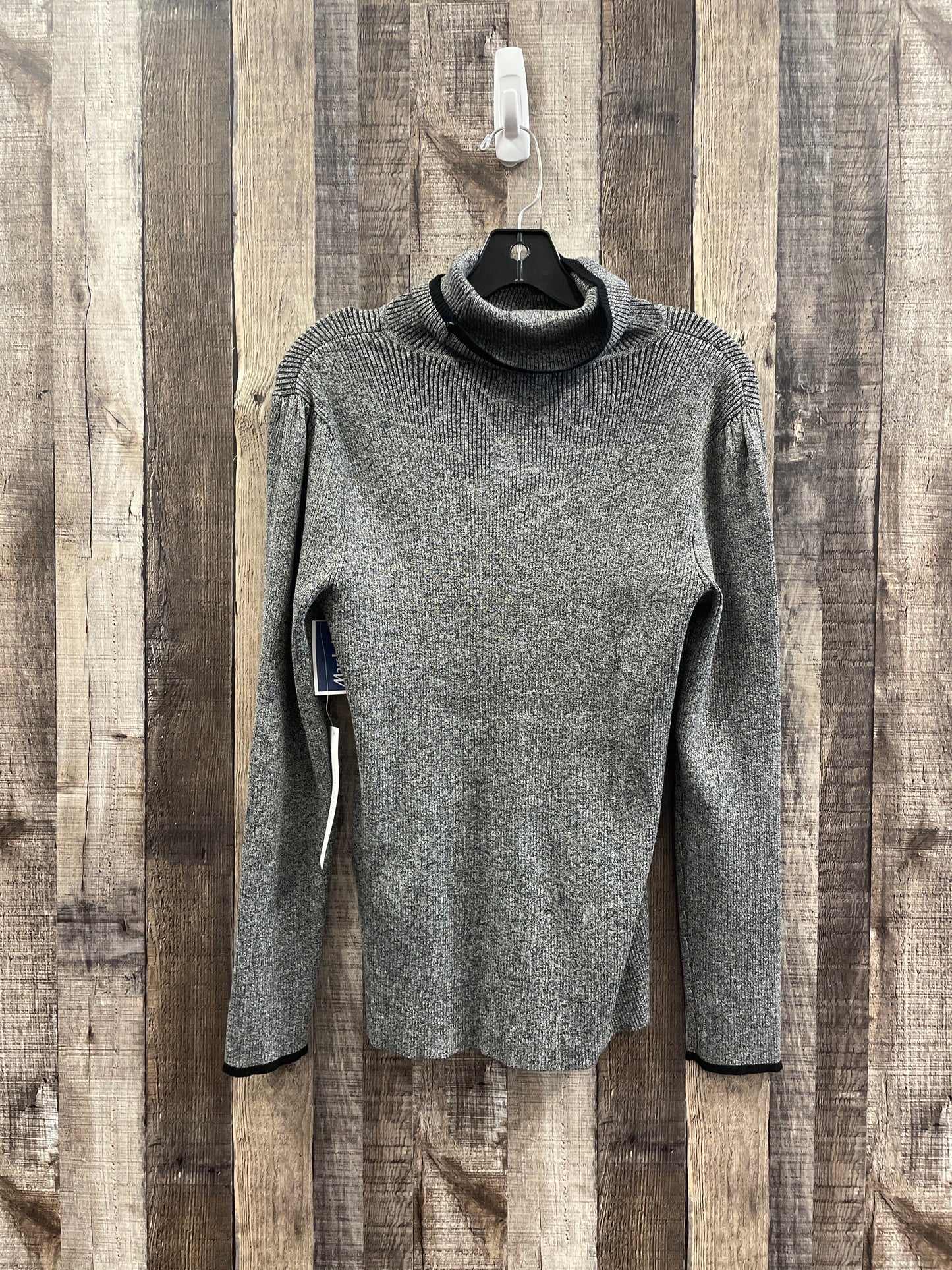 Sweater By Calvin Klein In Grey, Size: M