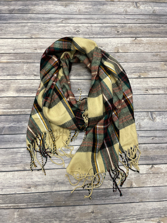 Scarf Winter By Clothes Mentor In Plaid Pattern