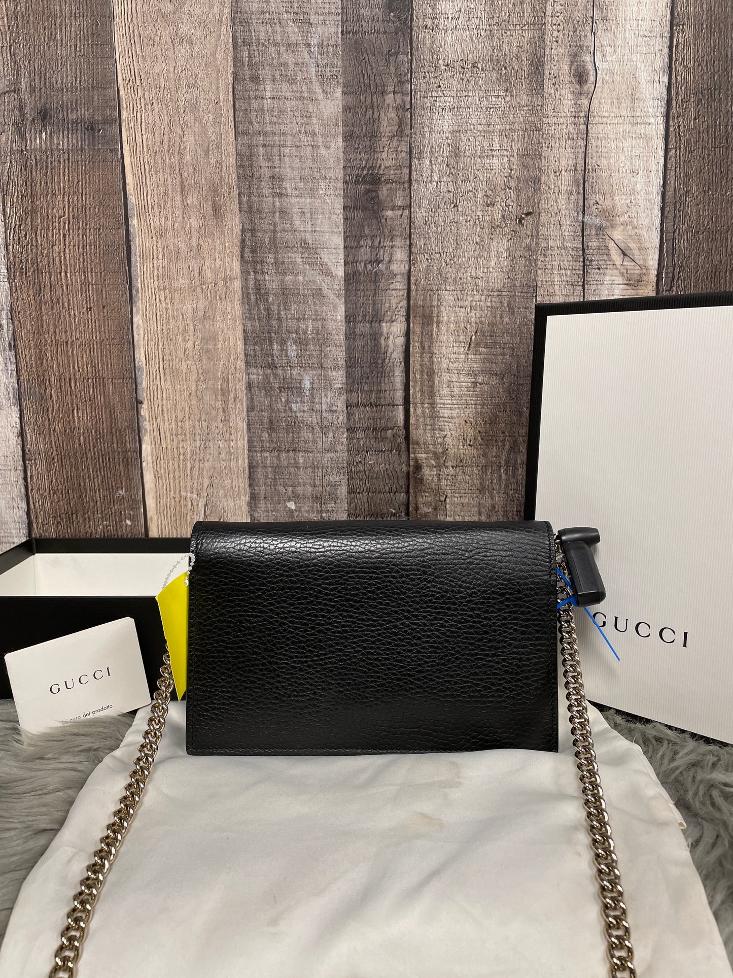 Wallet Luxury Designer By Gucci, Size: Medium