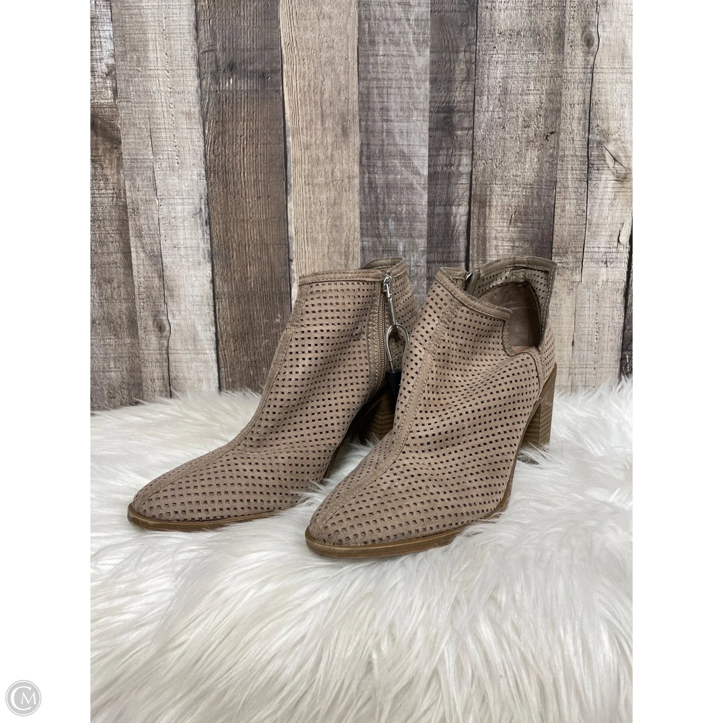 Boots Ankle Heels By Dv In Tan, Size: 10