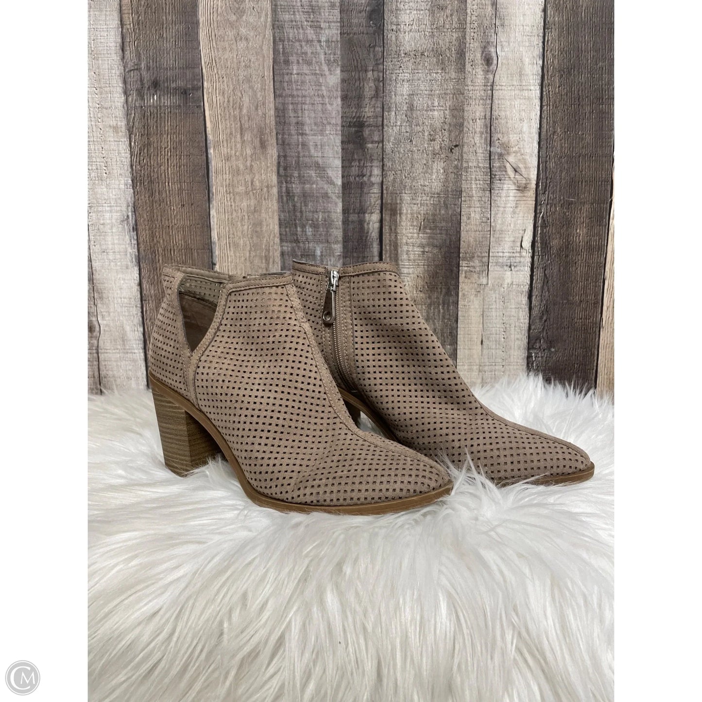 Boots Ankle Heels By Dv In Tan, Size: 10