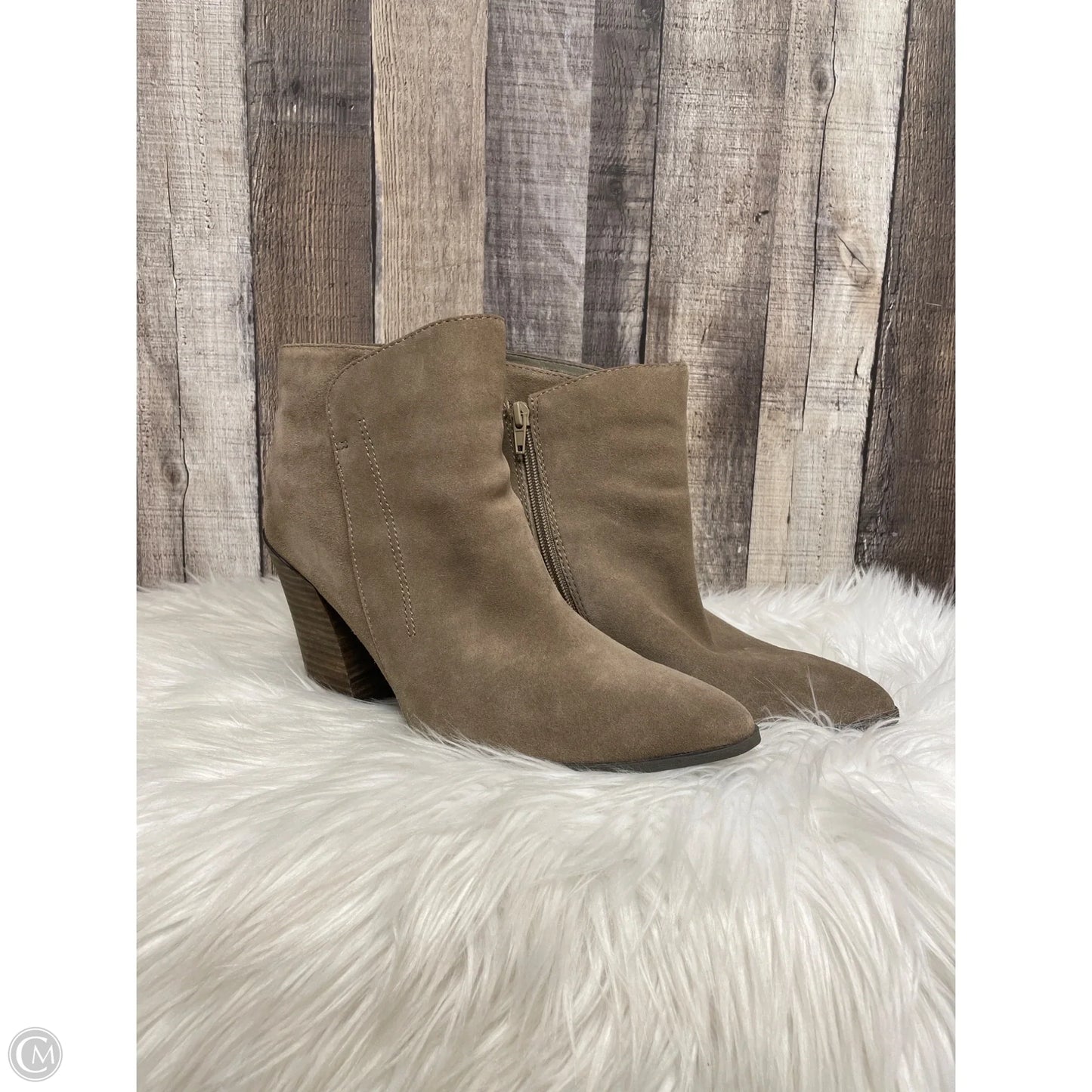 Boots Ankle Heels By Guess In Tan, Size: 10