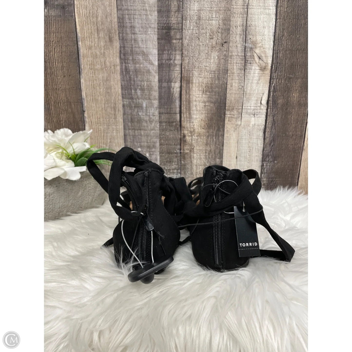 Sandals Flats By Torrid In Black, Size: 11