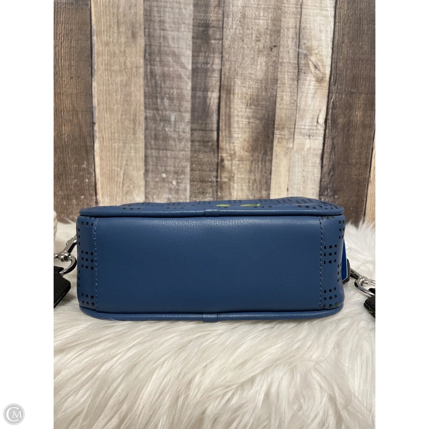 Crossbody Luxury Designer By Marc Jacobs, Size: Medium