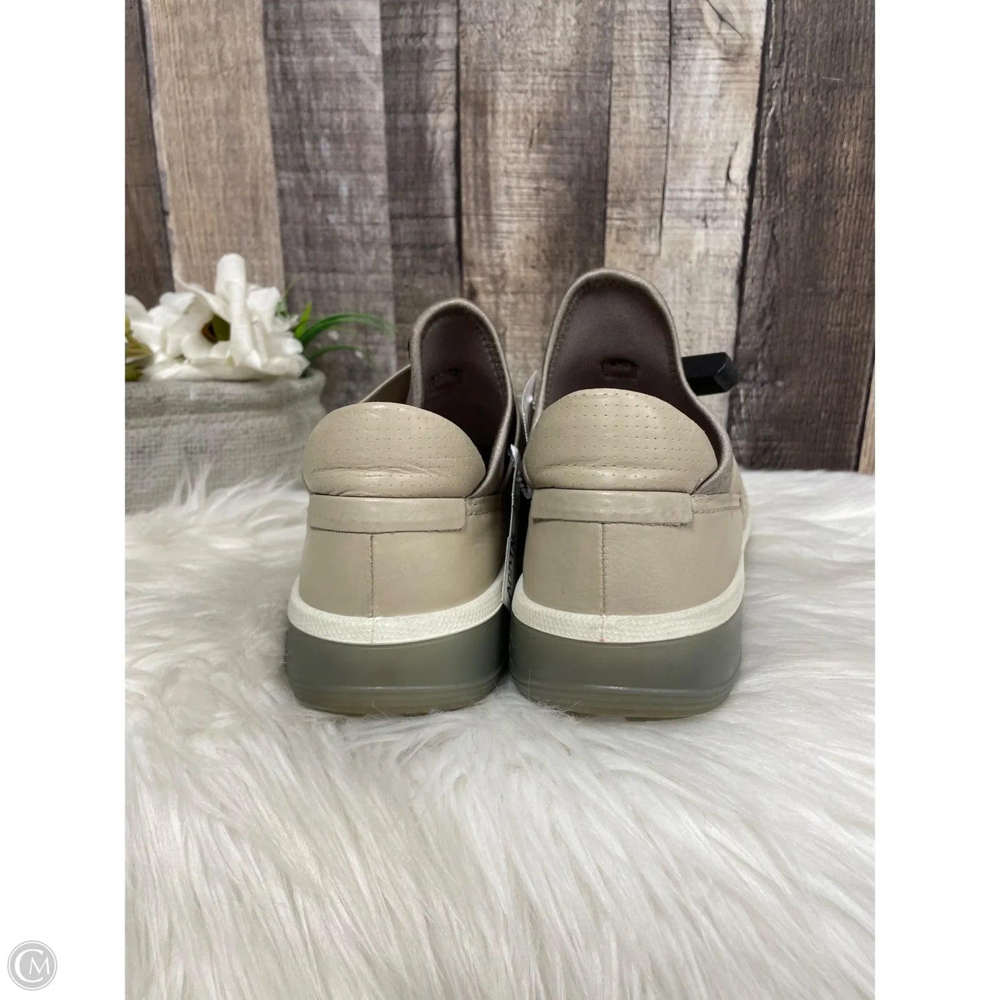 Shoes Athletic By Ecco In Beige, Size: 8.5