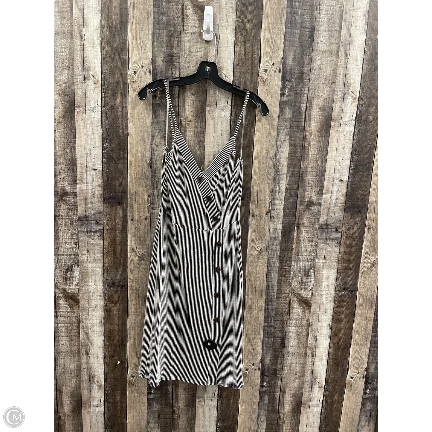 Dress Casual Short By Caution To The Wind In Striped Pattern, Size: L