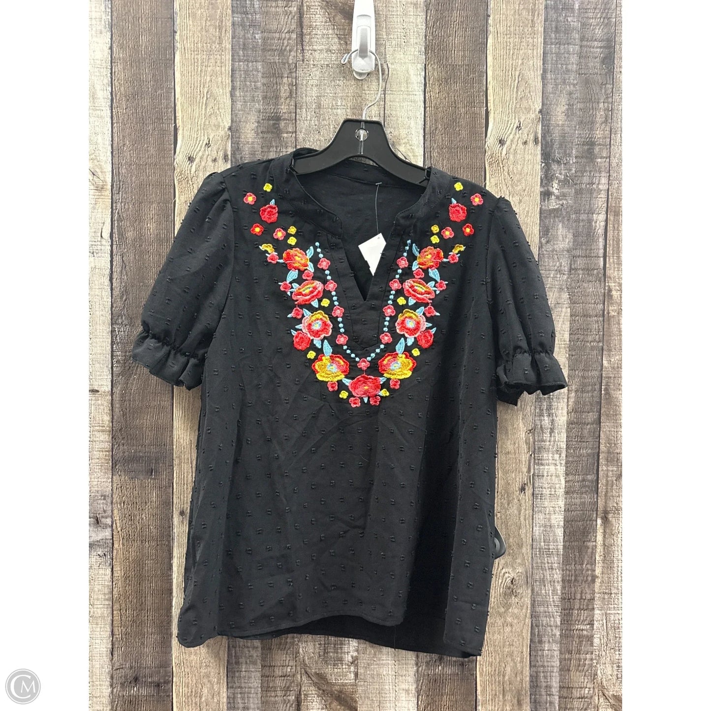 Top Short Sleeve By Cme In Black, Size: L