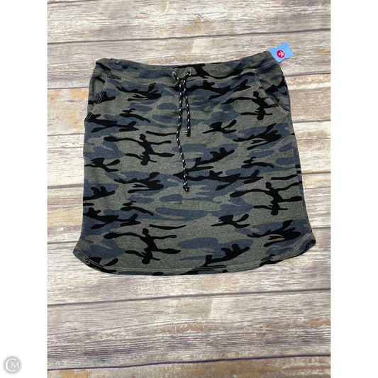 Athletic Skirt By Sundry In Camouflage Print, Size: 2