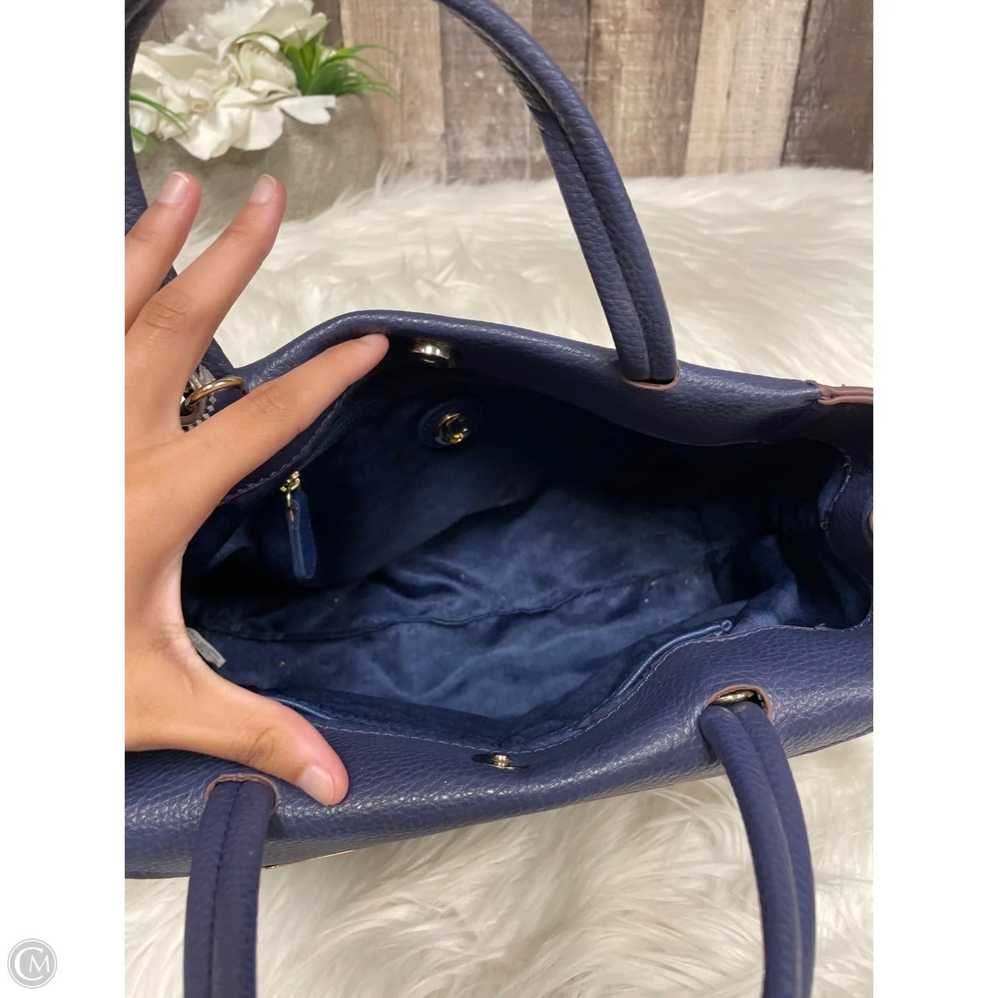 Handbag By Cmf, Size: Medium