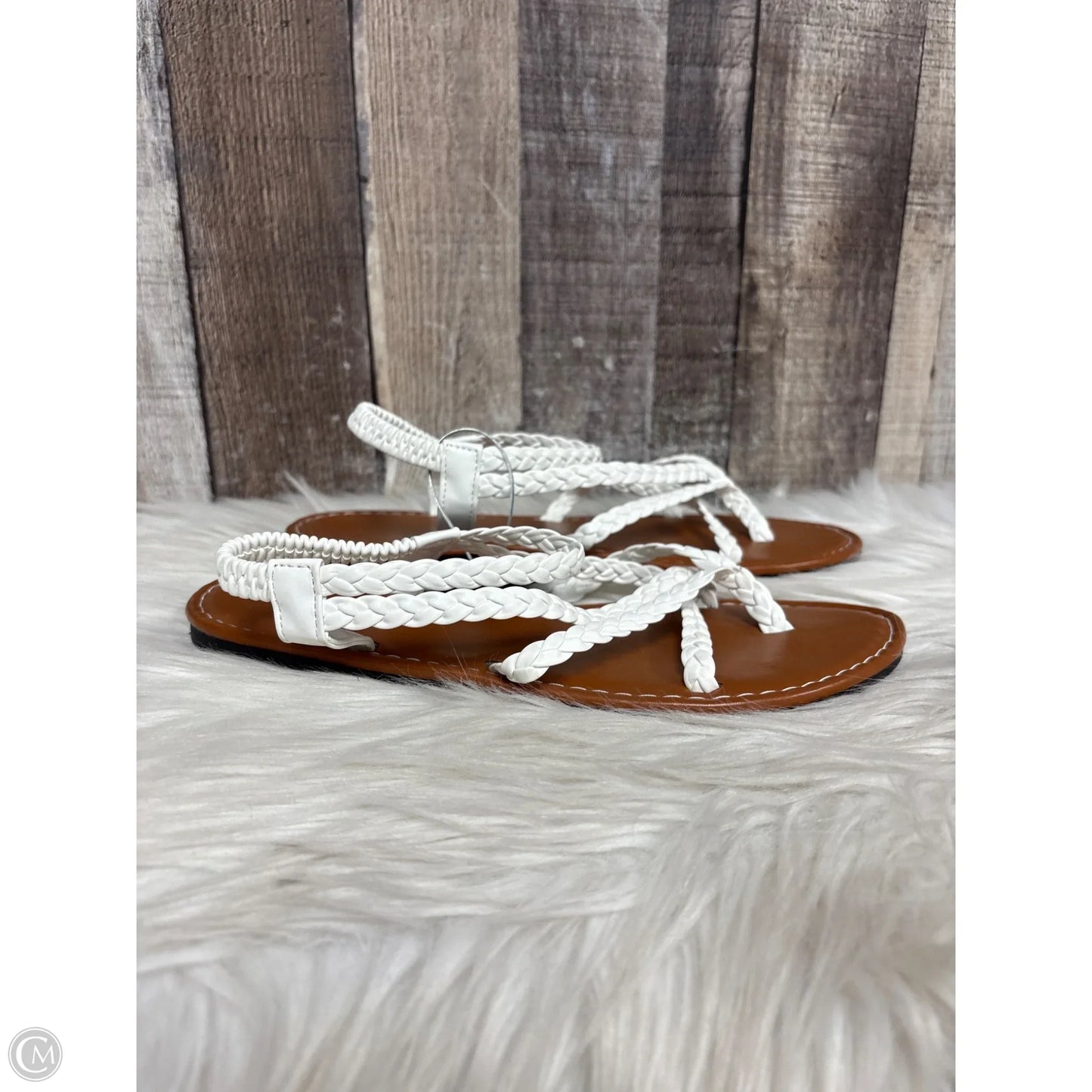 Sandals Flats By Cmf In White, Size: 7