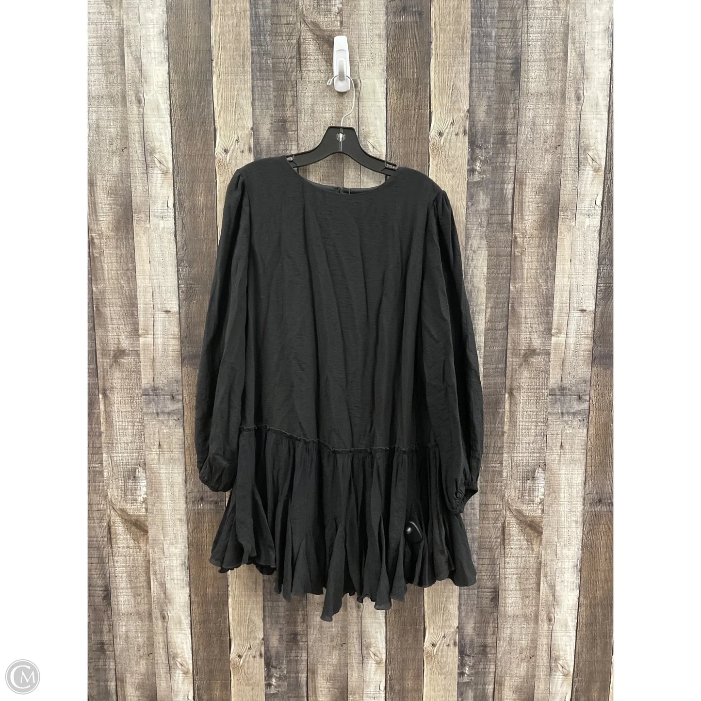 Dress Casual Short By Cmf In Black, Size: L