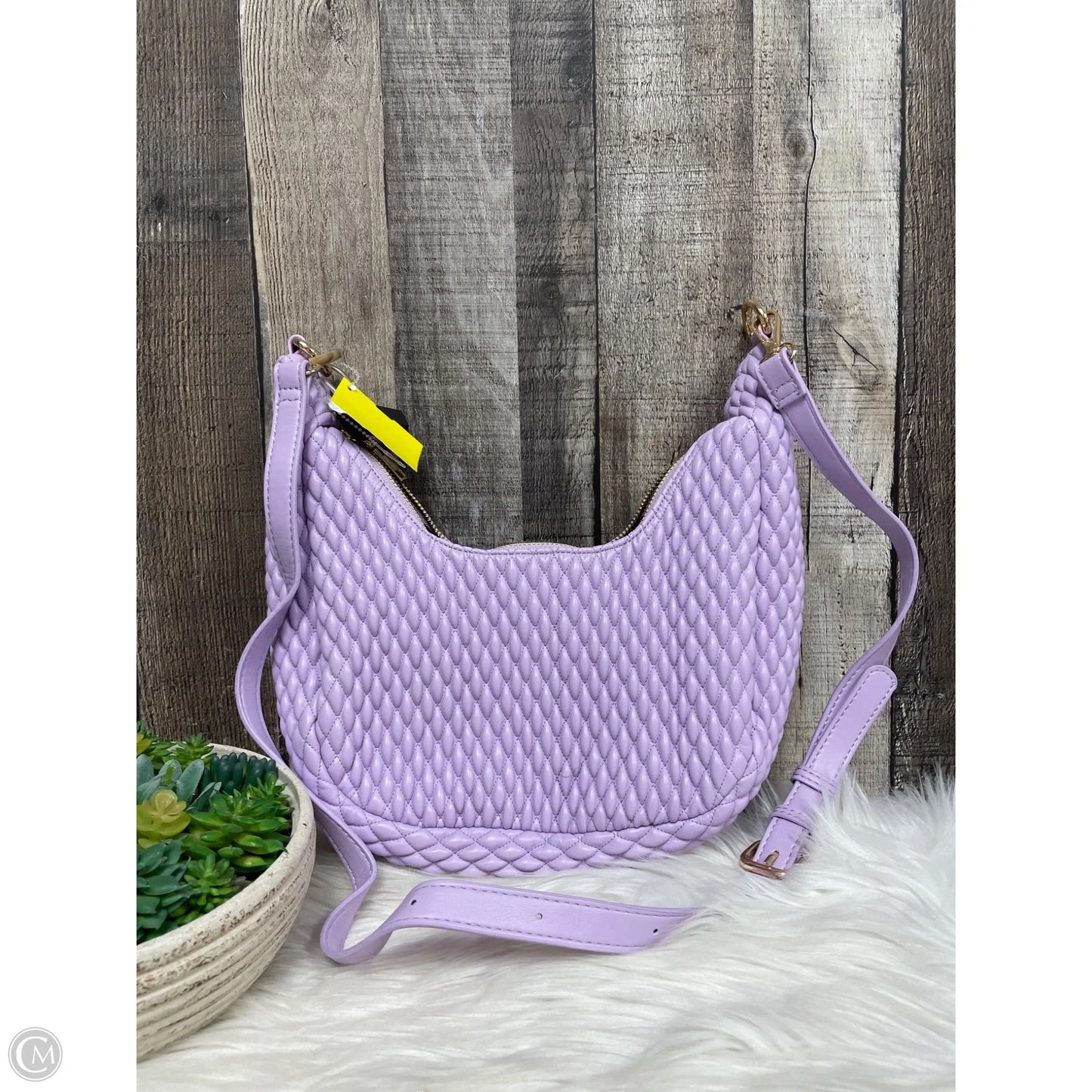 Crossbody By Urban Expressions, Size: Medium