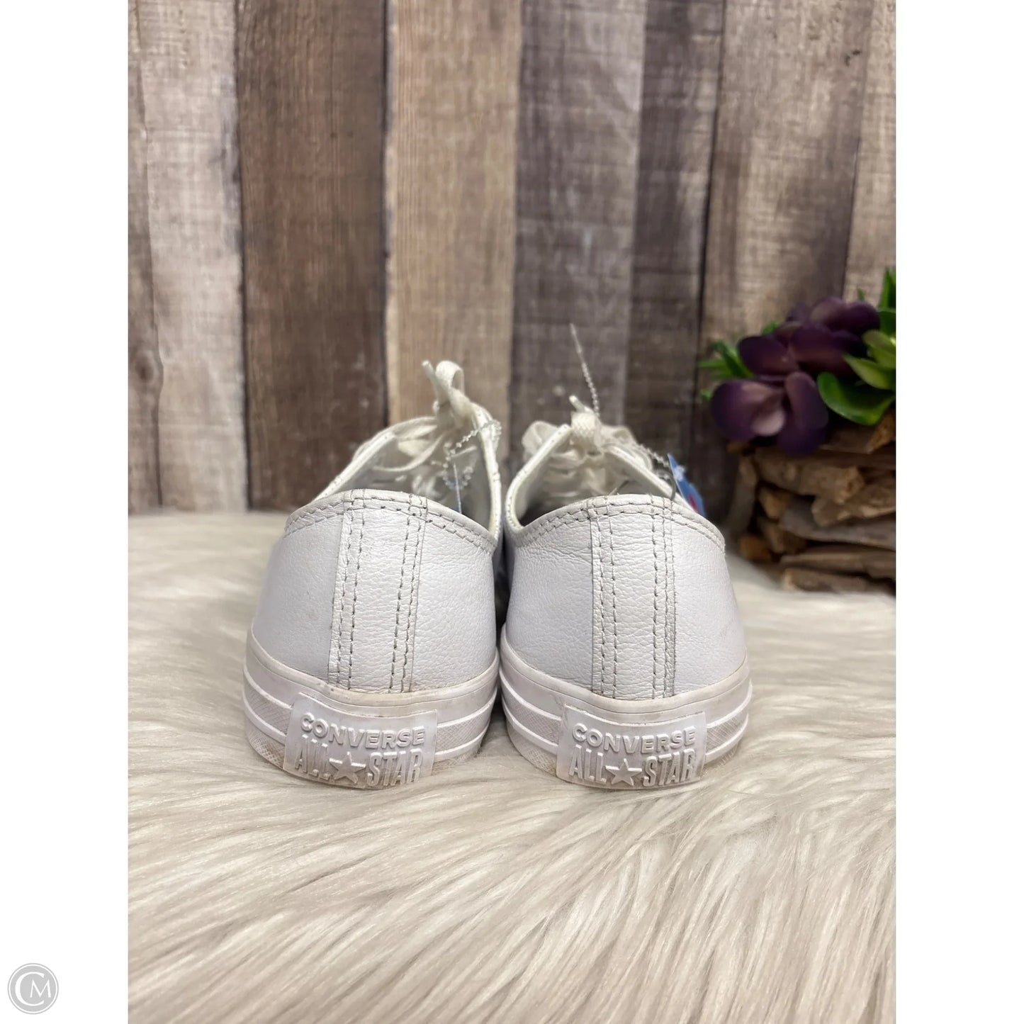 Shoes Flats By Converse In White, Size: 8.5