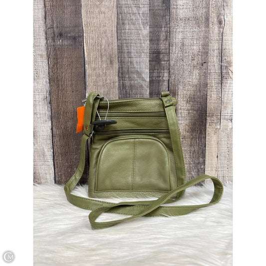 Crossbody By Cmf, Size: Small