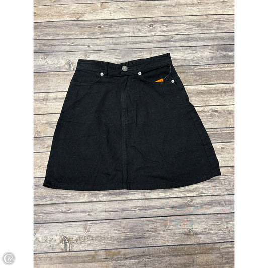 Skirt Mini & Short By Divided In Black Denim, Size: 2