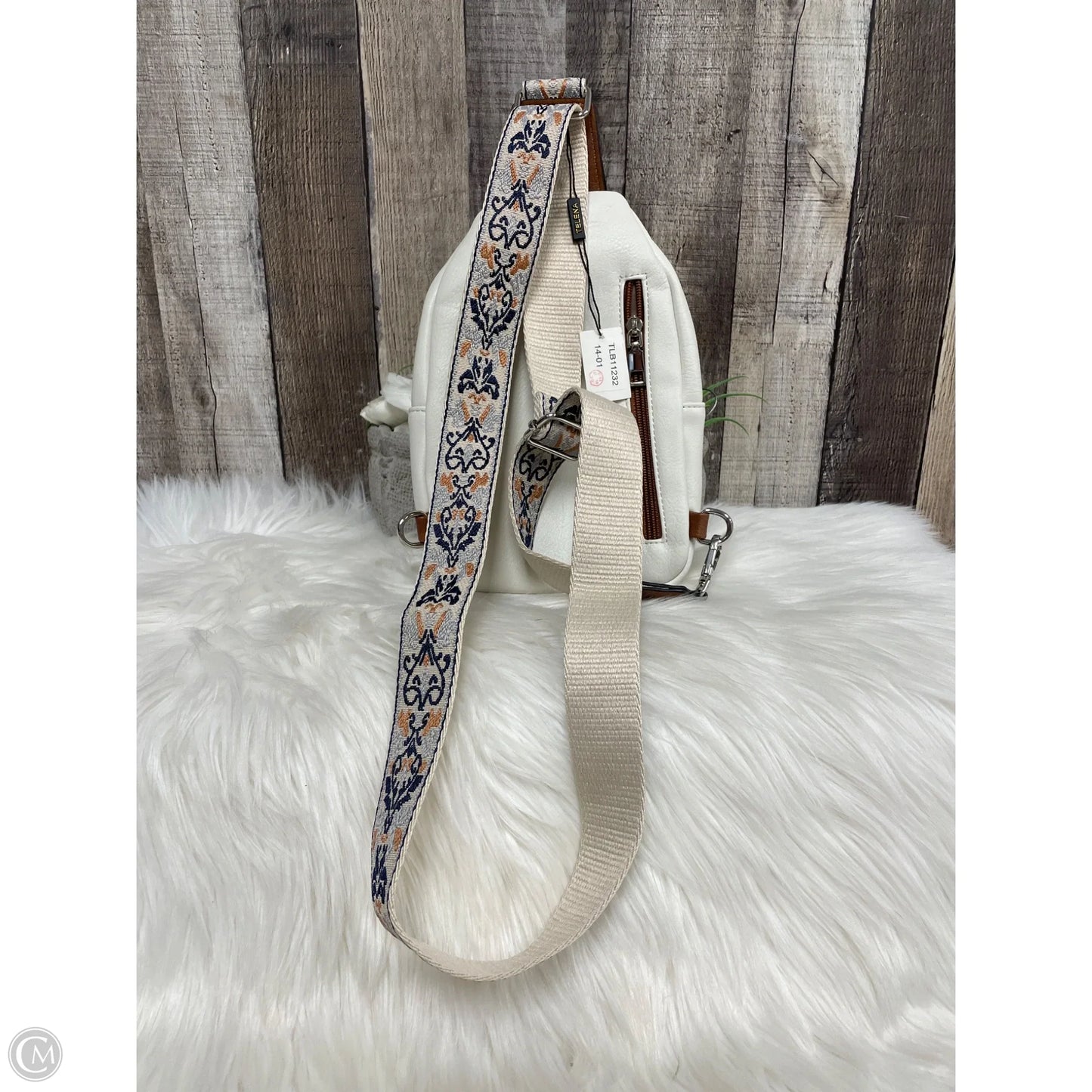 Crossbody By Cme, Size: Medium