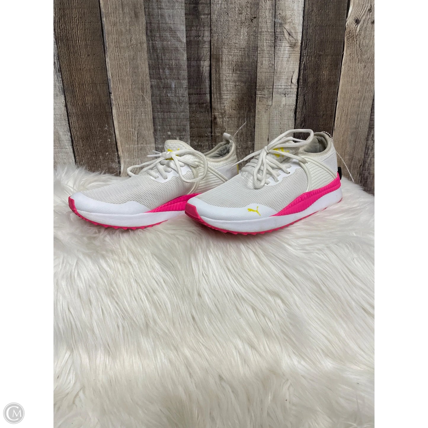 Shoes Athletic By Puma In White, Size: 7.5