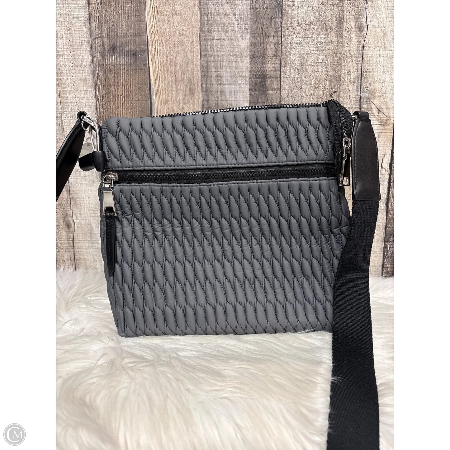 Crossbody By Dkny, Size: Large