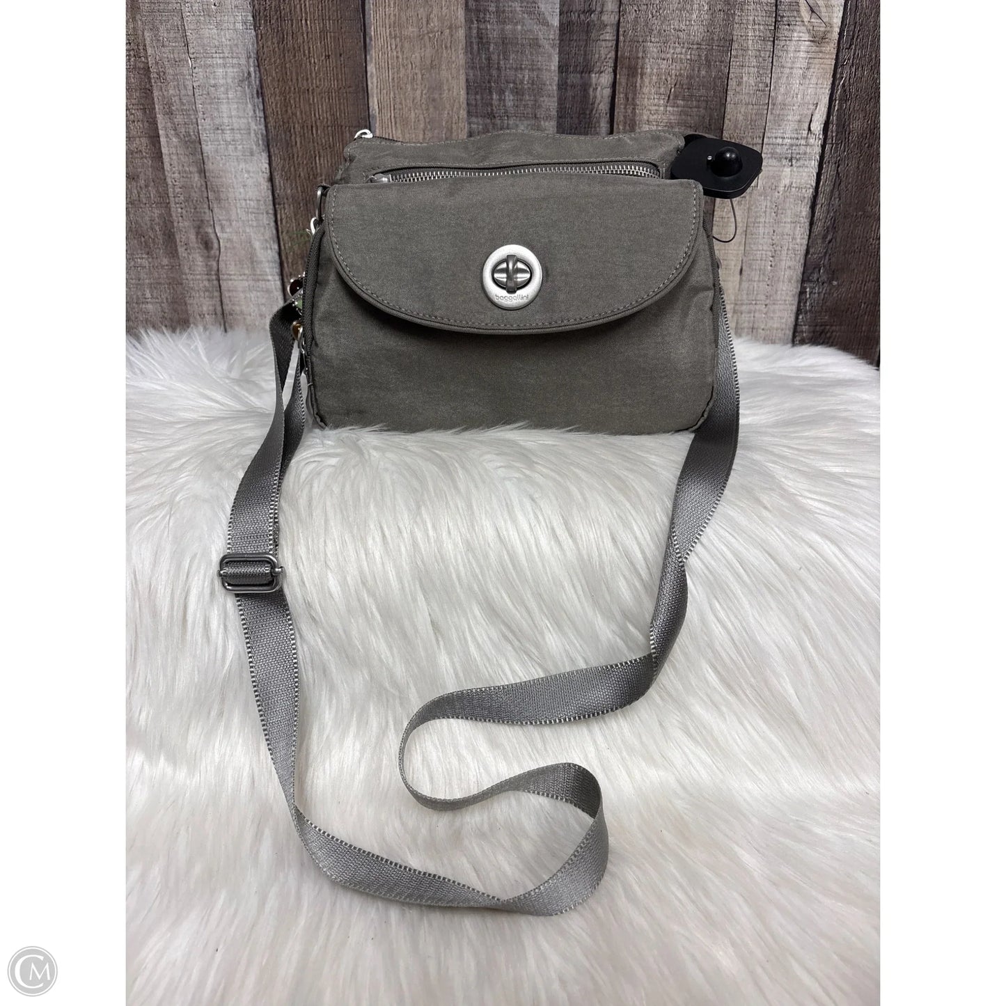 Crossbody By Baggallini, Size: Medium
