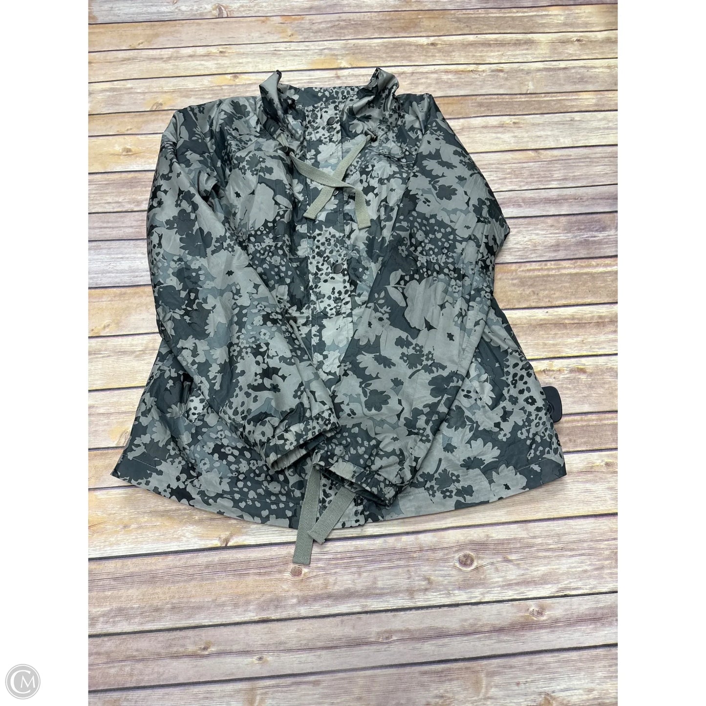 Jacket Windbreaker By Maurices In Camouflage Print, Size: Xs