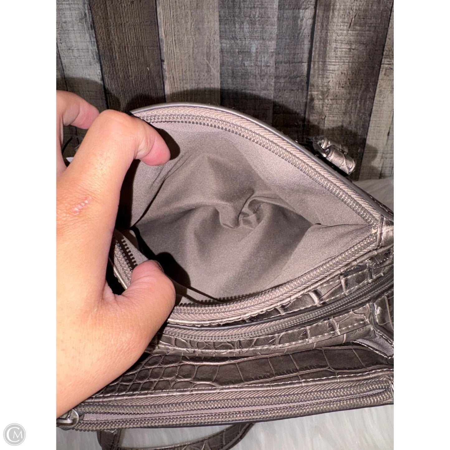 Handbag By Liz Claiborne, Size: Small
