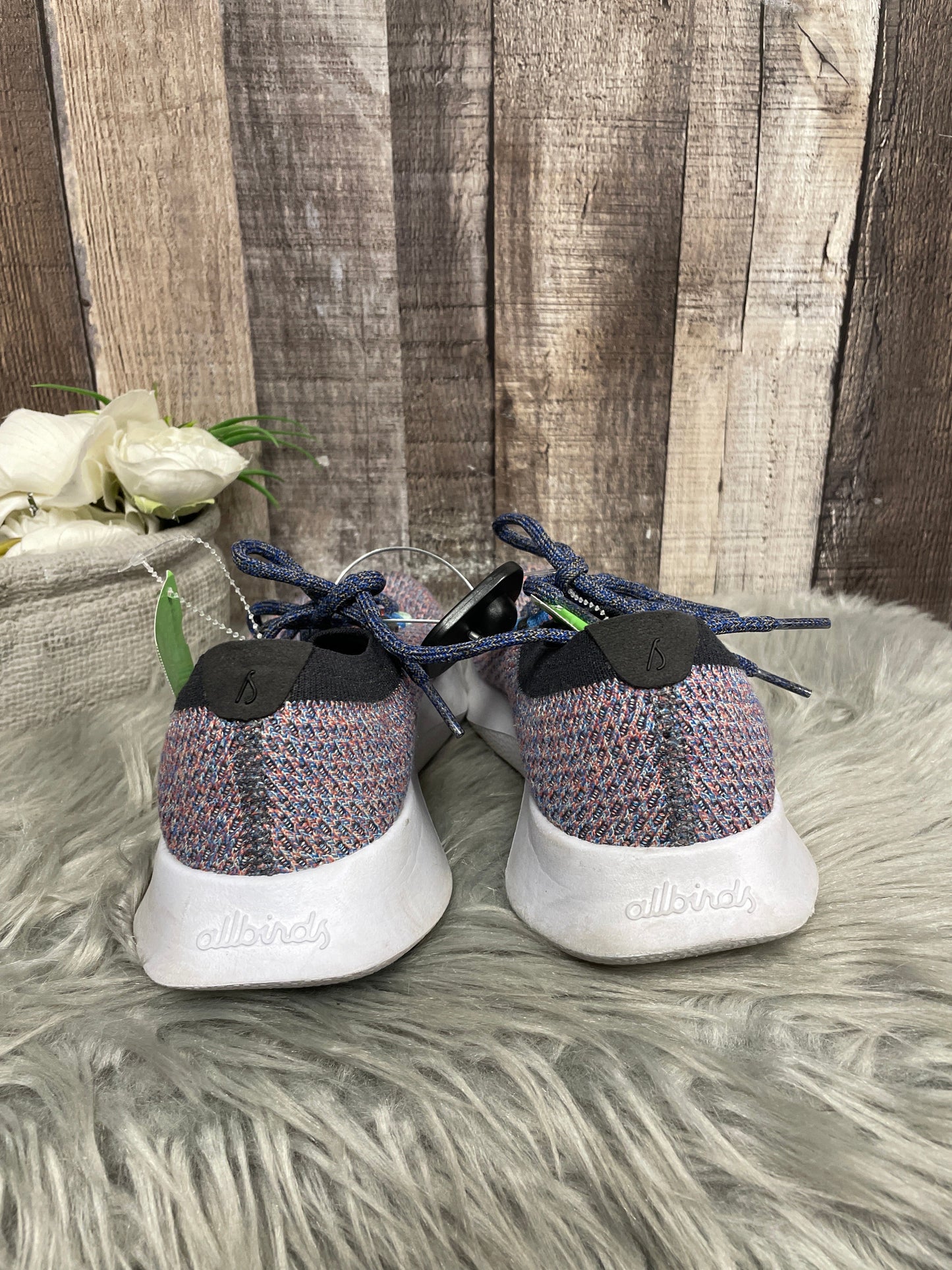 Shoes Sneakers By Allbirds  Size: 6.5