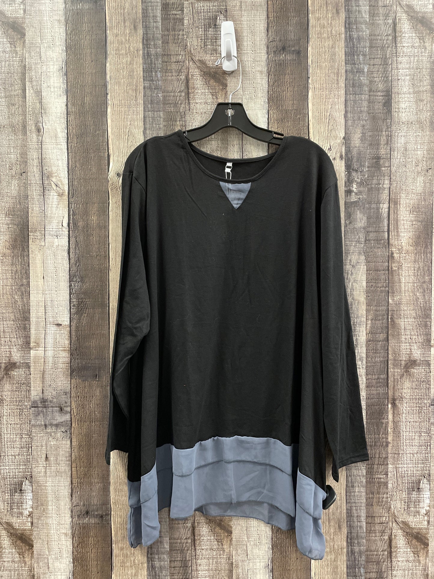 Tunic Long Sleeve By Cme In Black, Size: 2x