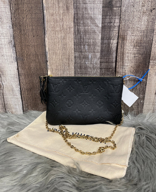 Crossbody Luxury Designer By Louis Vuitton, Size: Small