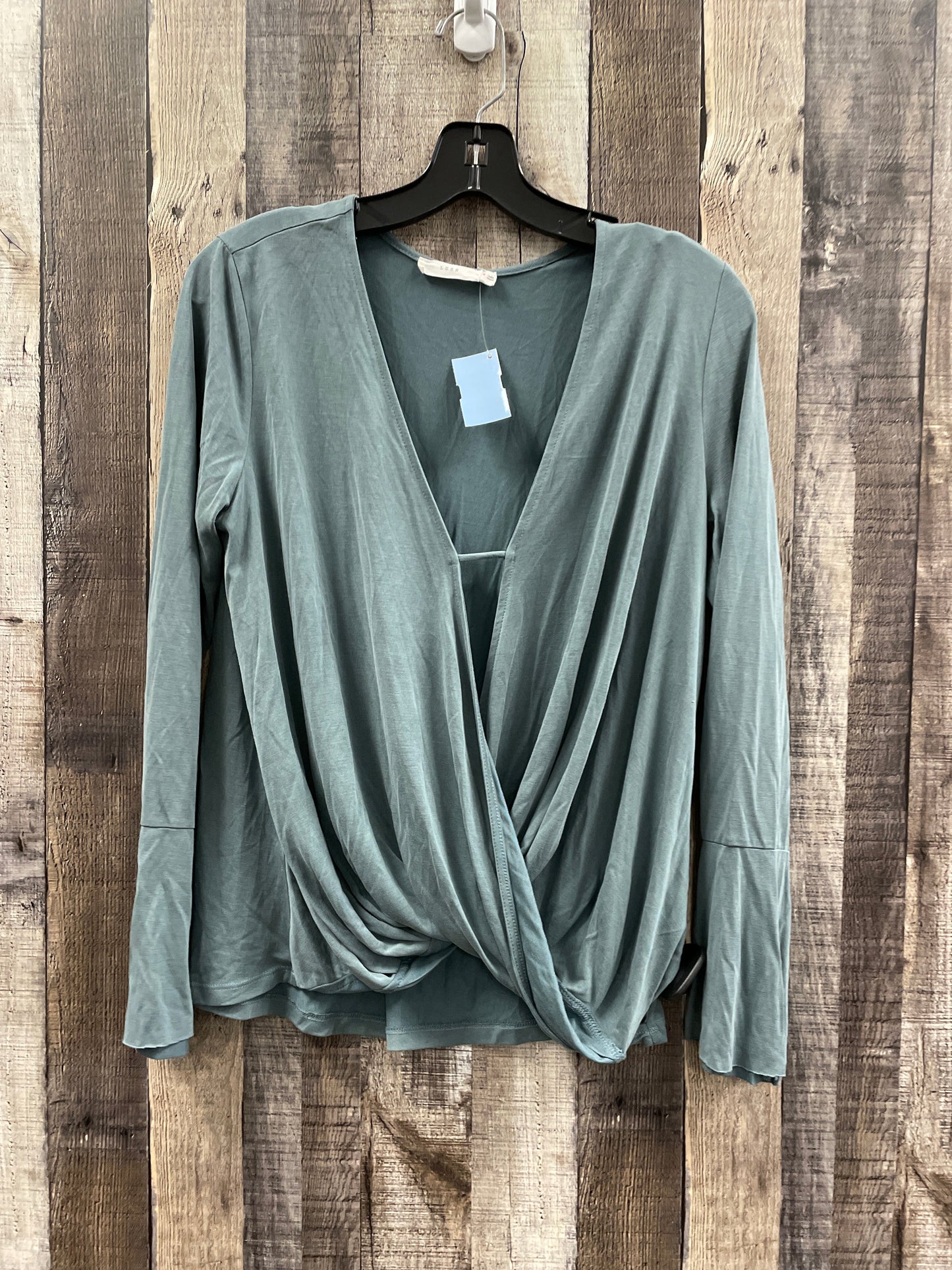 Top Long Sleeve By Lush In Grey, Size: M