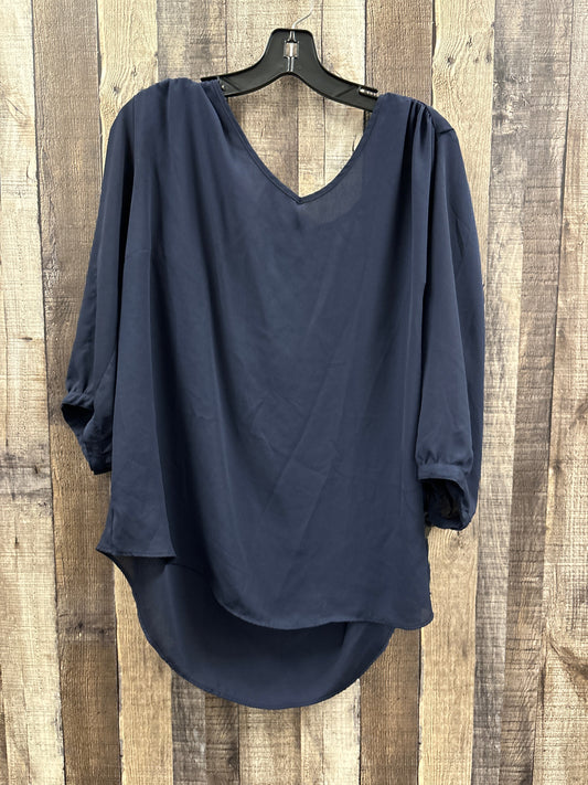 Top 3/4 Sleeve By By & By In Navy, Size: 1x