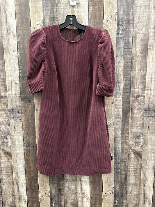 Dress Casual Short By Who What Wear In Maroon, Size: Xs