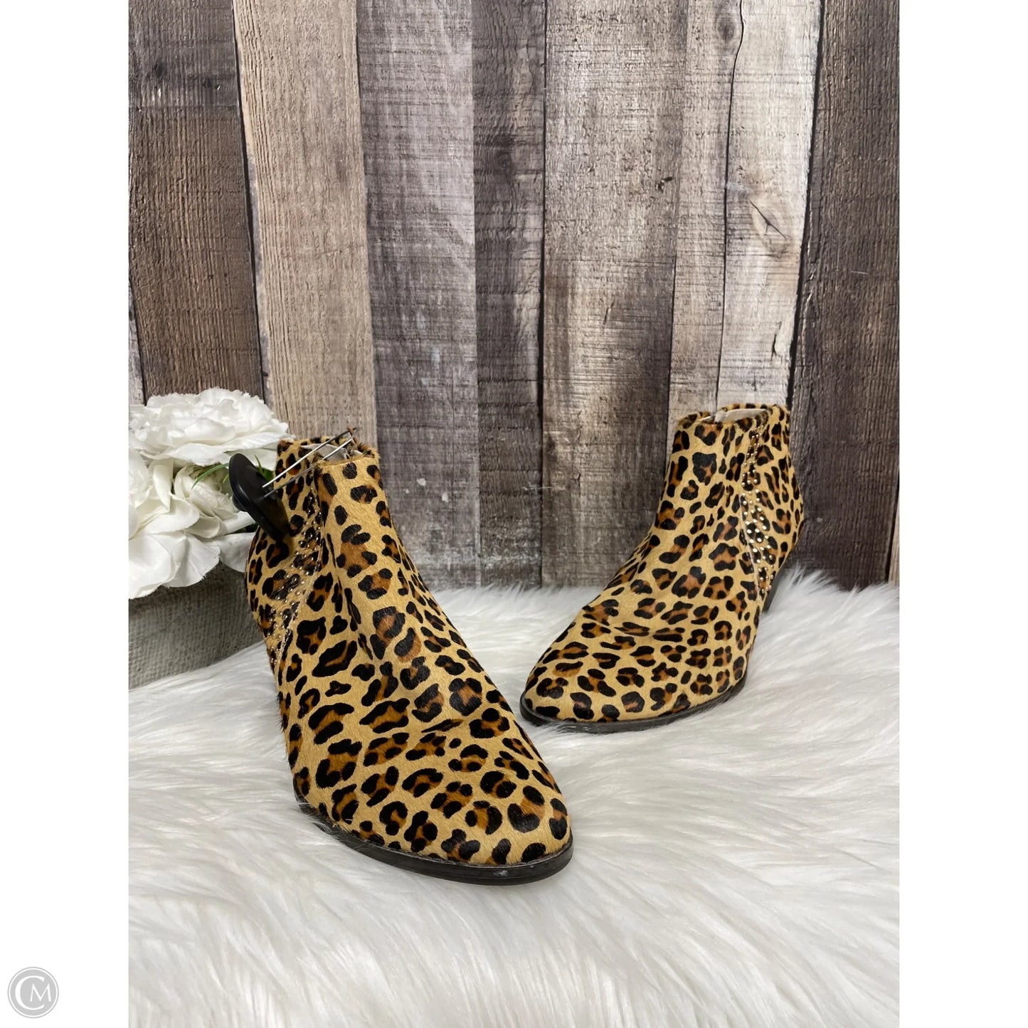 Boots Ankle Heels By Vionic In Animal Print, Size: 8