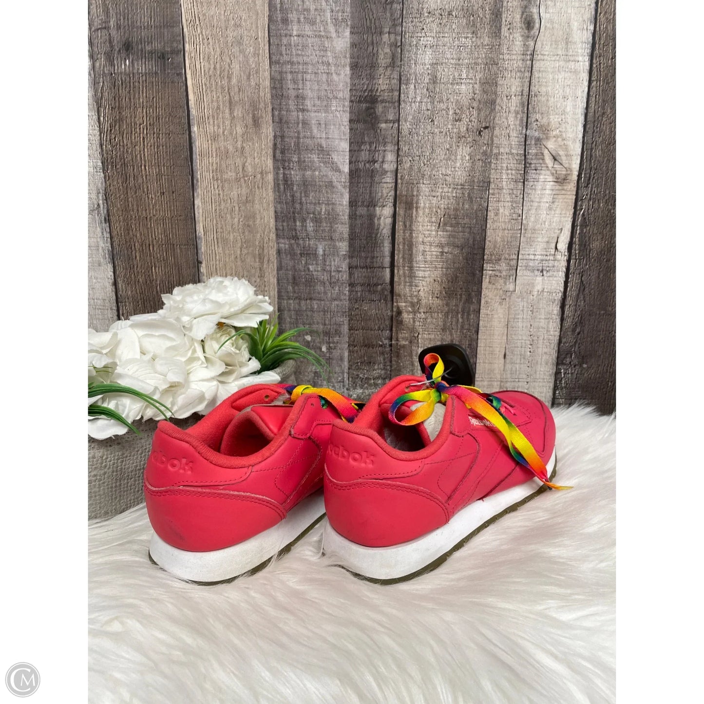 Shoes Sneakers By Reebok In Pink, Size: 8