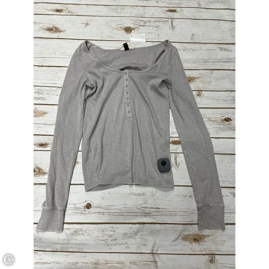 Top Long Sleeve By Universal Thread In Taupe, Size: S