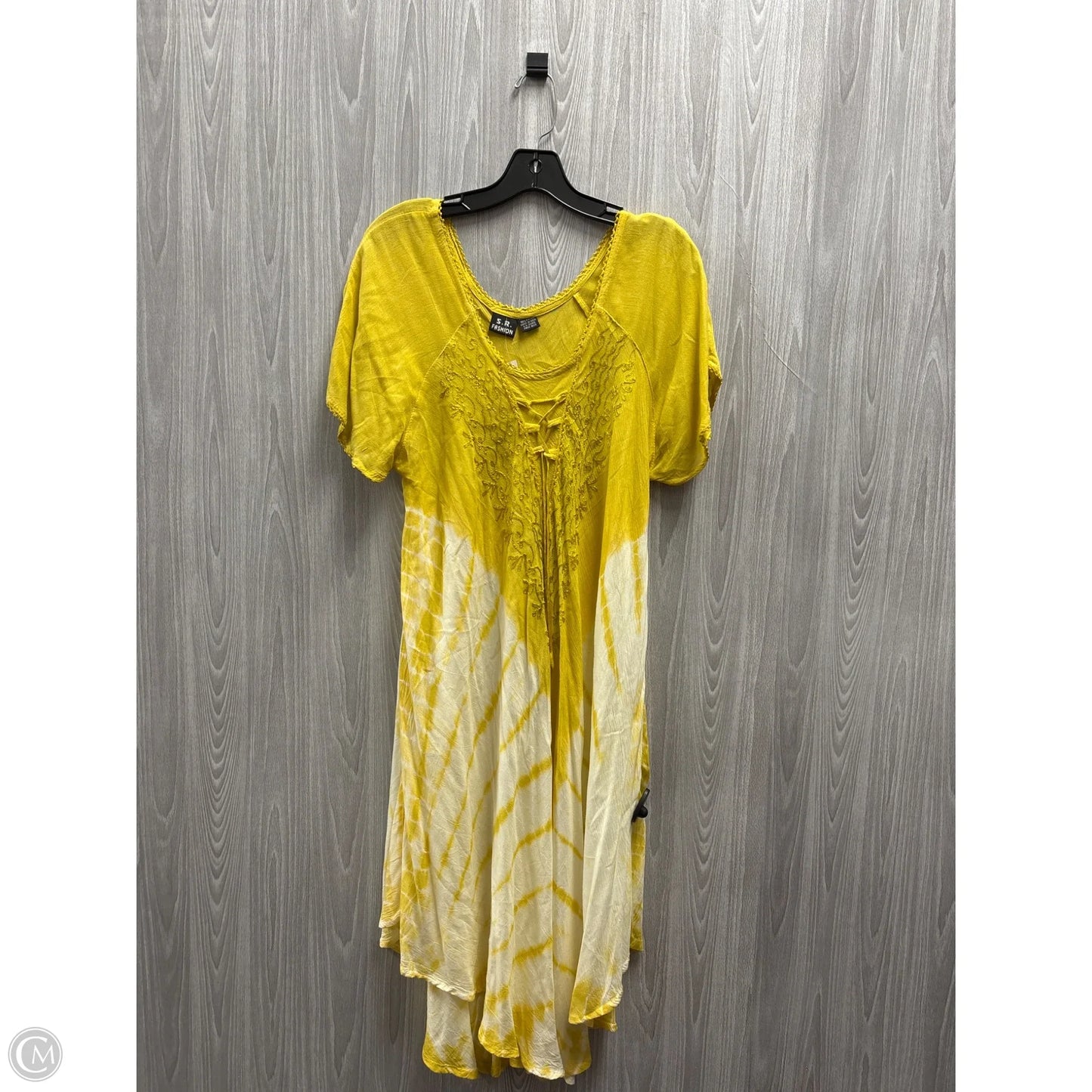 Dress Casual Short By Clothes Mentor In Yellow, Size: Xl