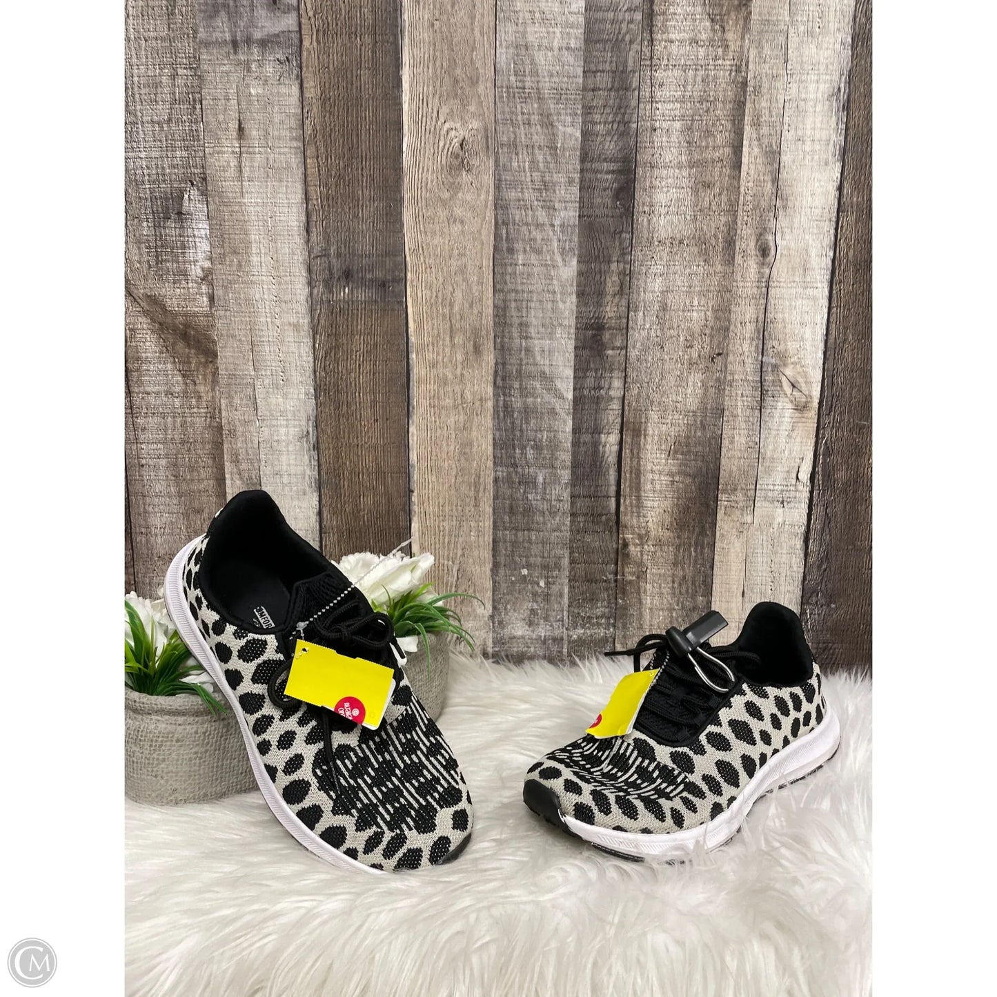 Shoes Athletic By Athletic Works In Leopard Print, Size: 7.5