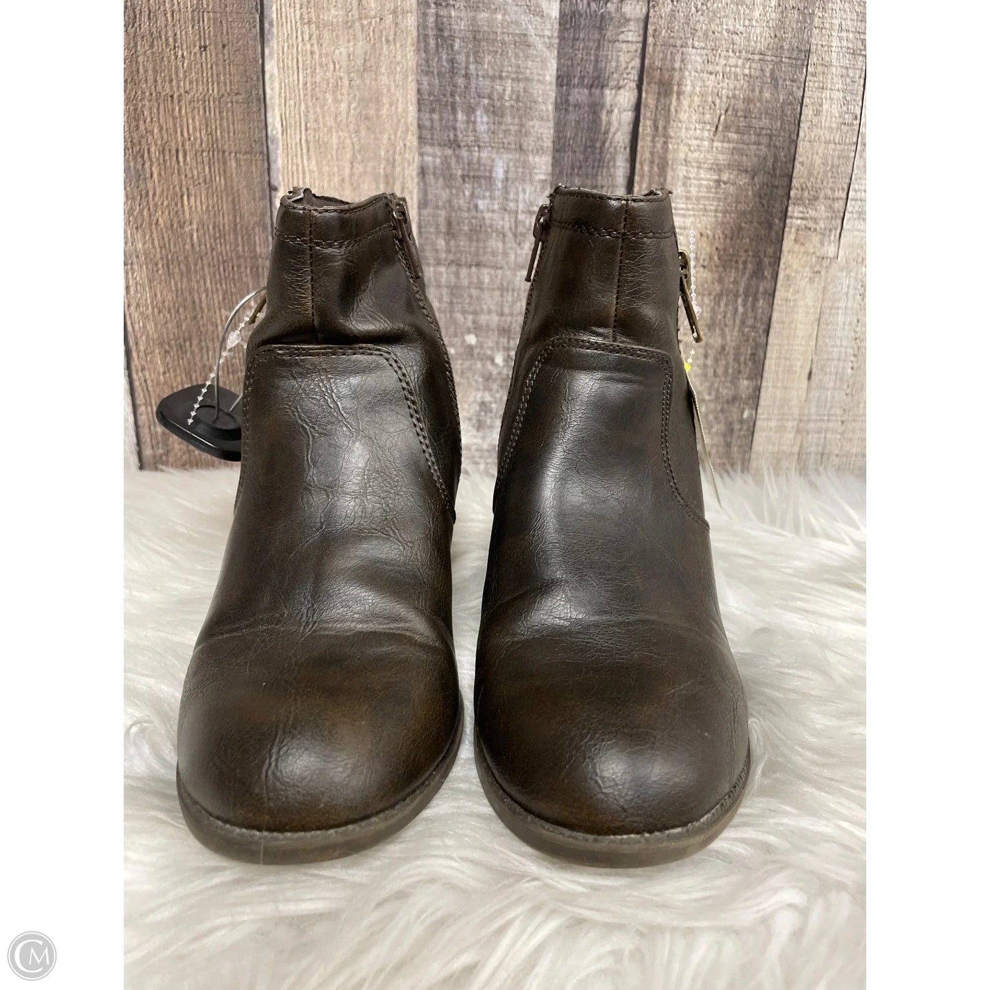 Boots Ankle Heels By Crown Vintage In Brown, Size: 6