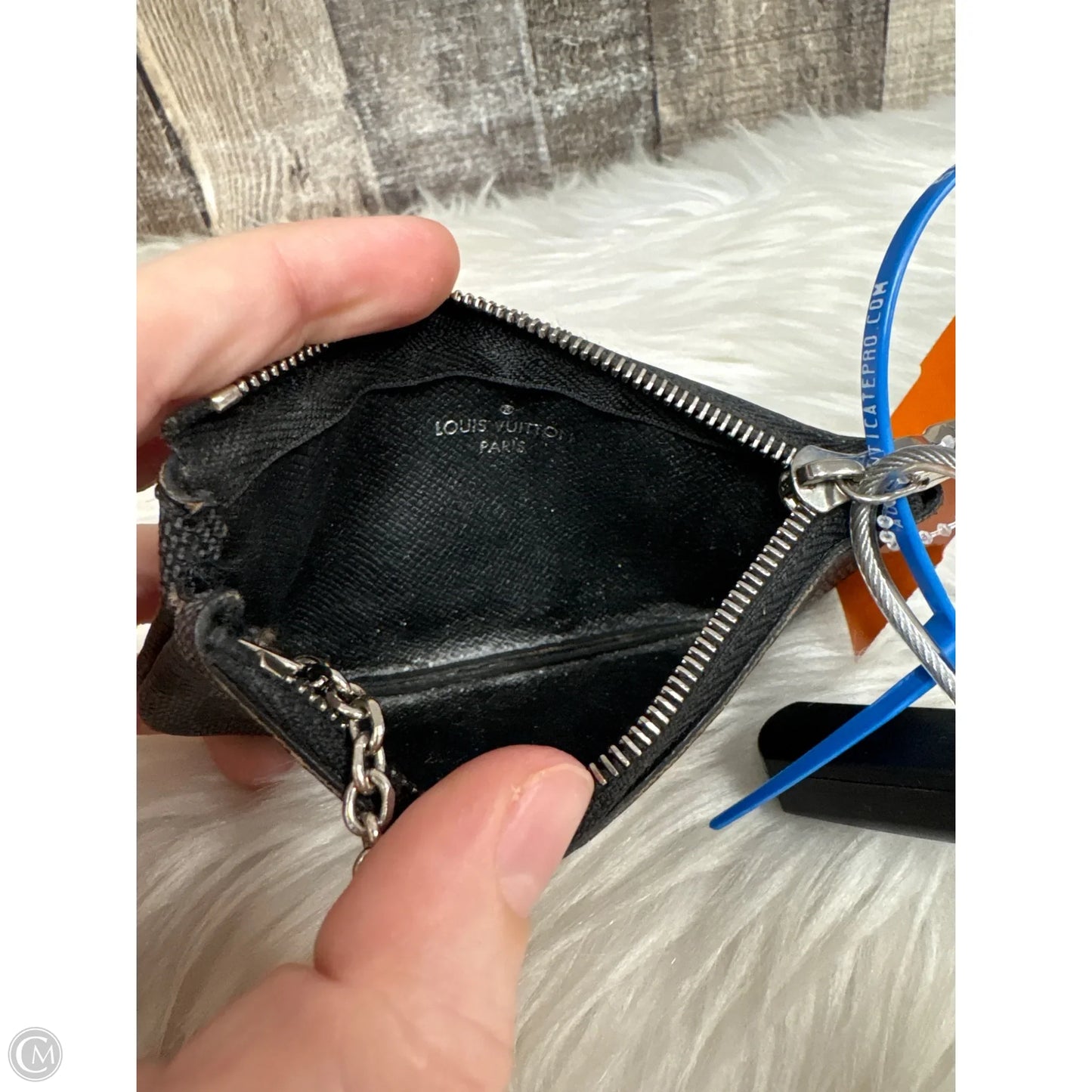 Key Chain Luxury Designer By Louis Vuitton, Size: Small